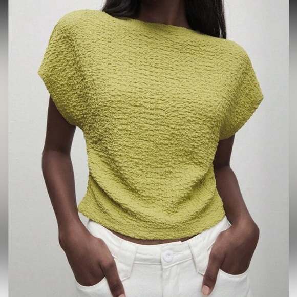 Tops - Women's Green Short Cap/Batwing Sleeve T-Shirt With Ruched Waist | Size S | NWT